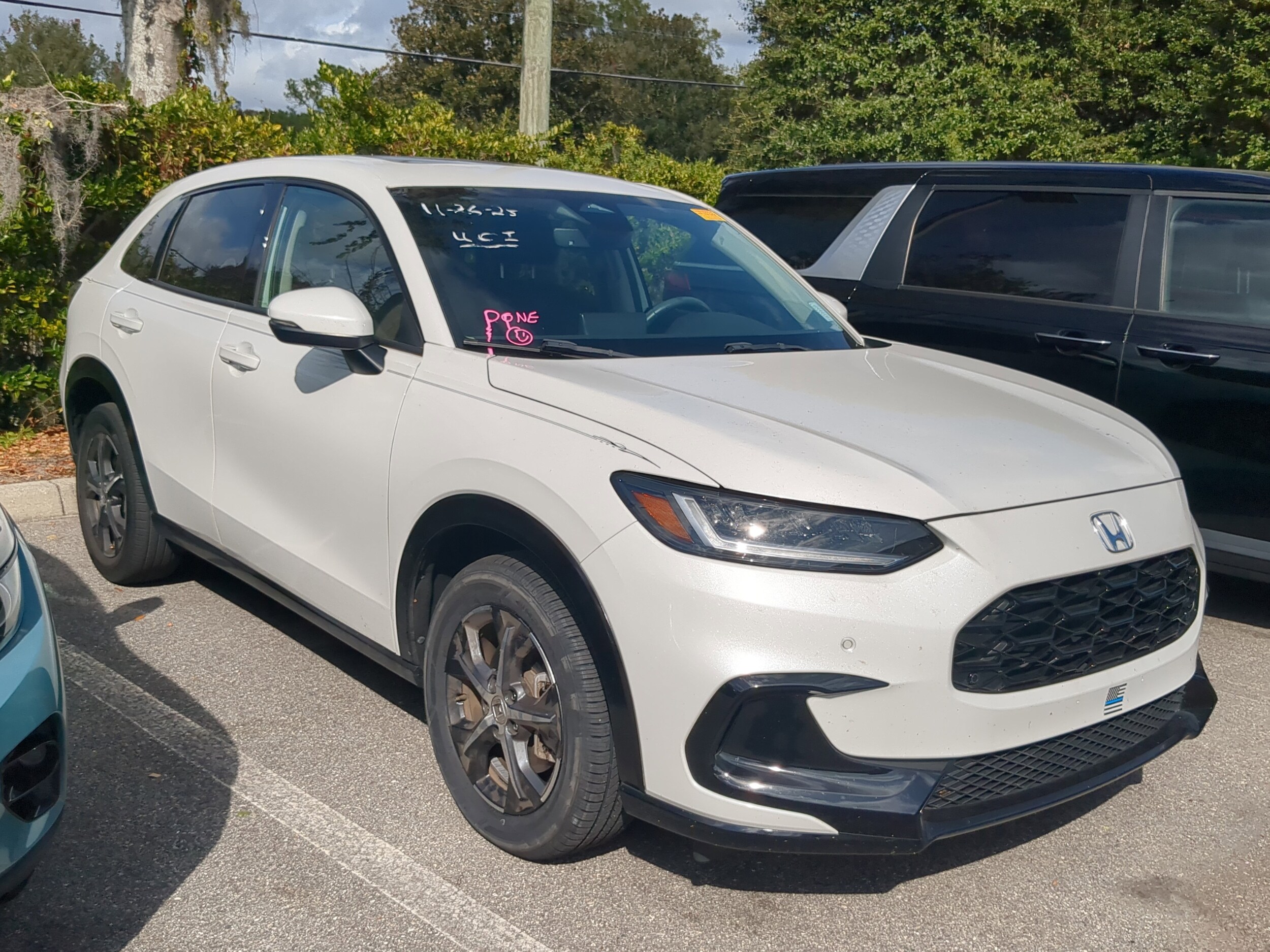 2023 Honda HR-V EX-L photo 3