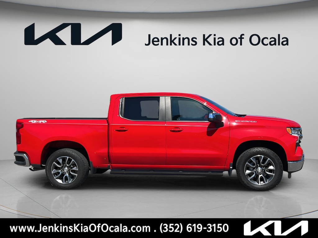 Used 2023 Chevrolet Silverado 1500 LT Truck Crew Cab