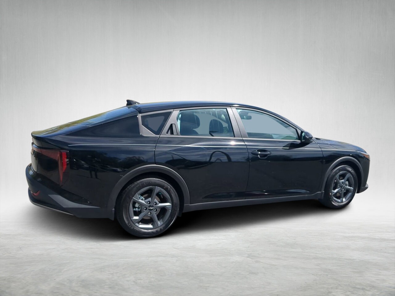 2025 Kia K4 LXS photo 2