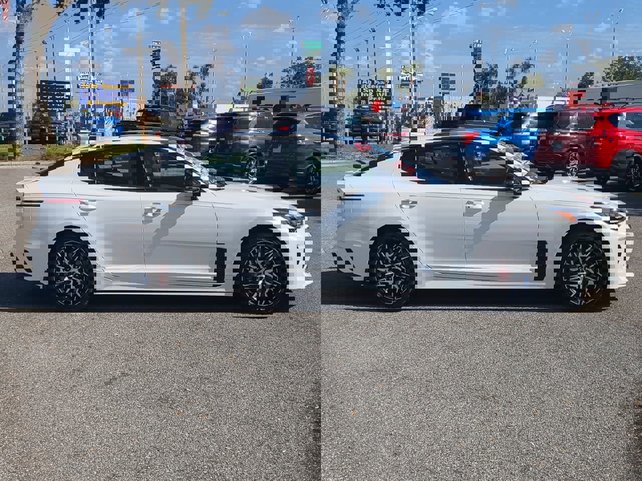 2023 Kia Stinger GT-Line photo 3