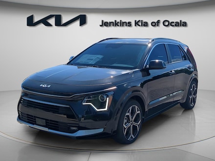 2025 Kia Niro EX Touring SUV