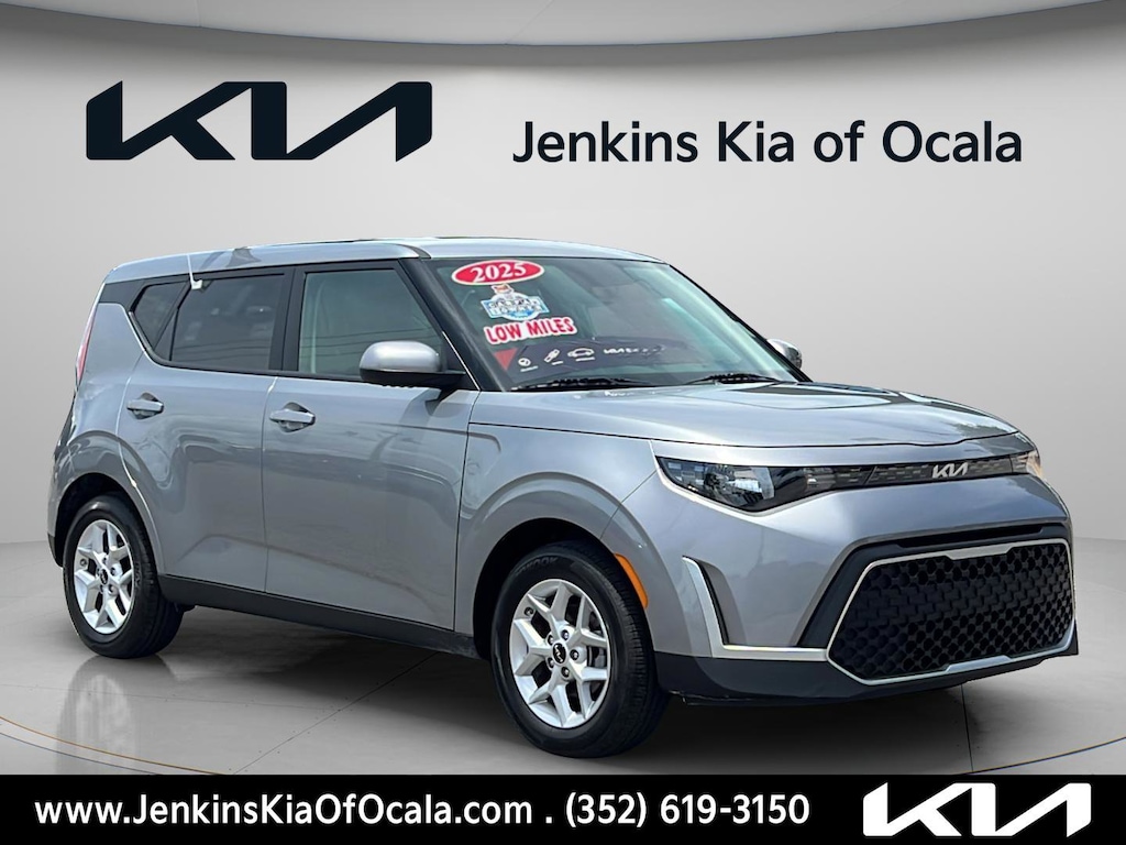 Certified 2025 Kia Soul LX Hatchback