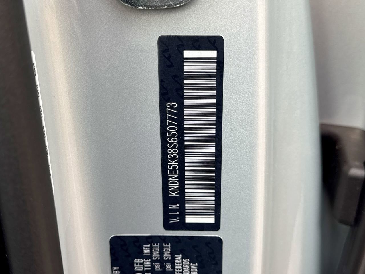 2025 Kia Carnival SX Prestige - Photo 43