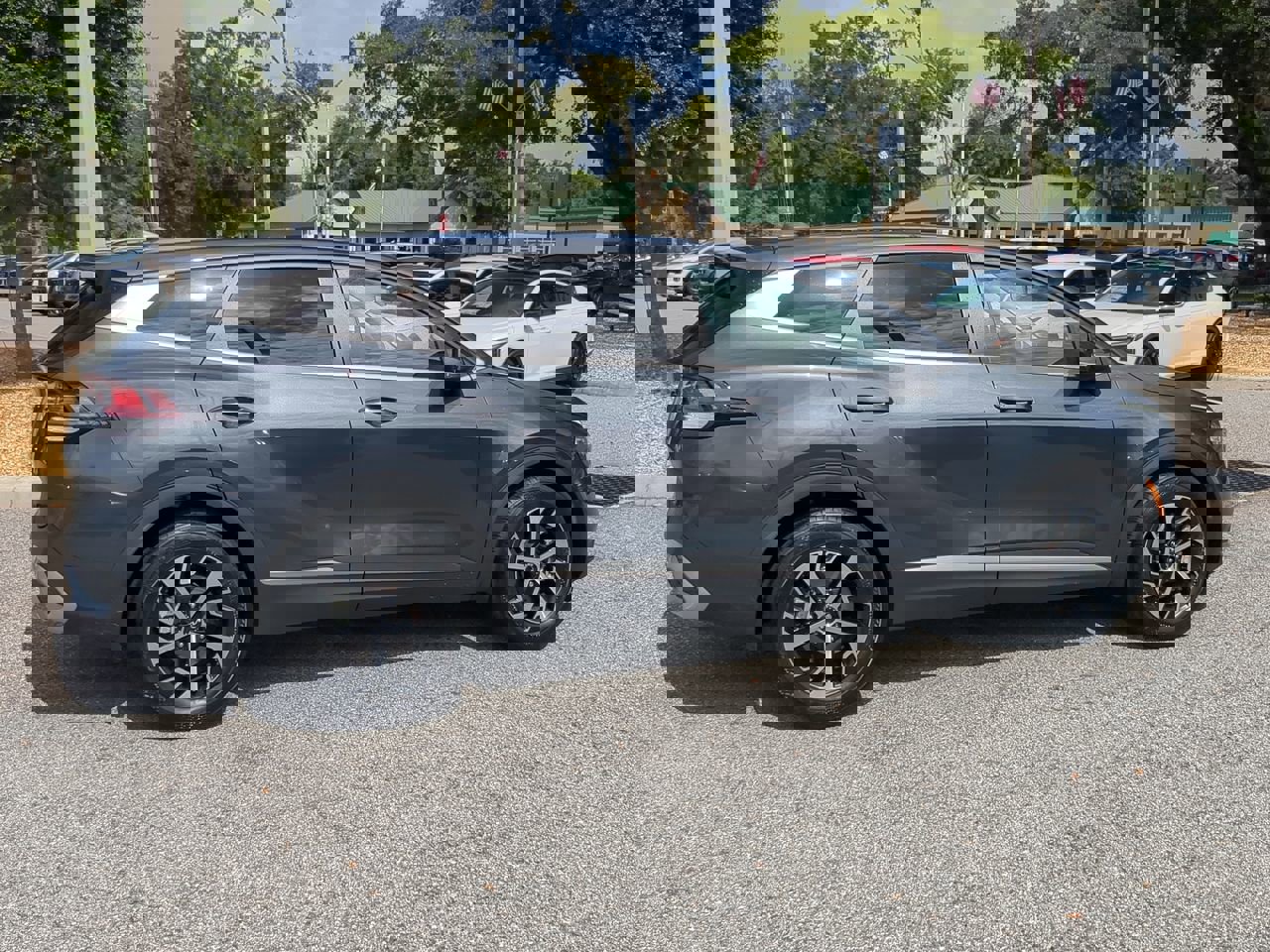 2023 Kia Sportage EX photo 3