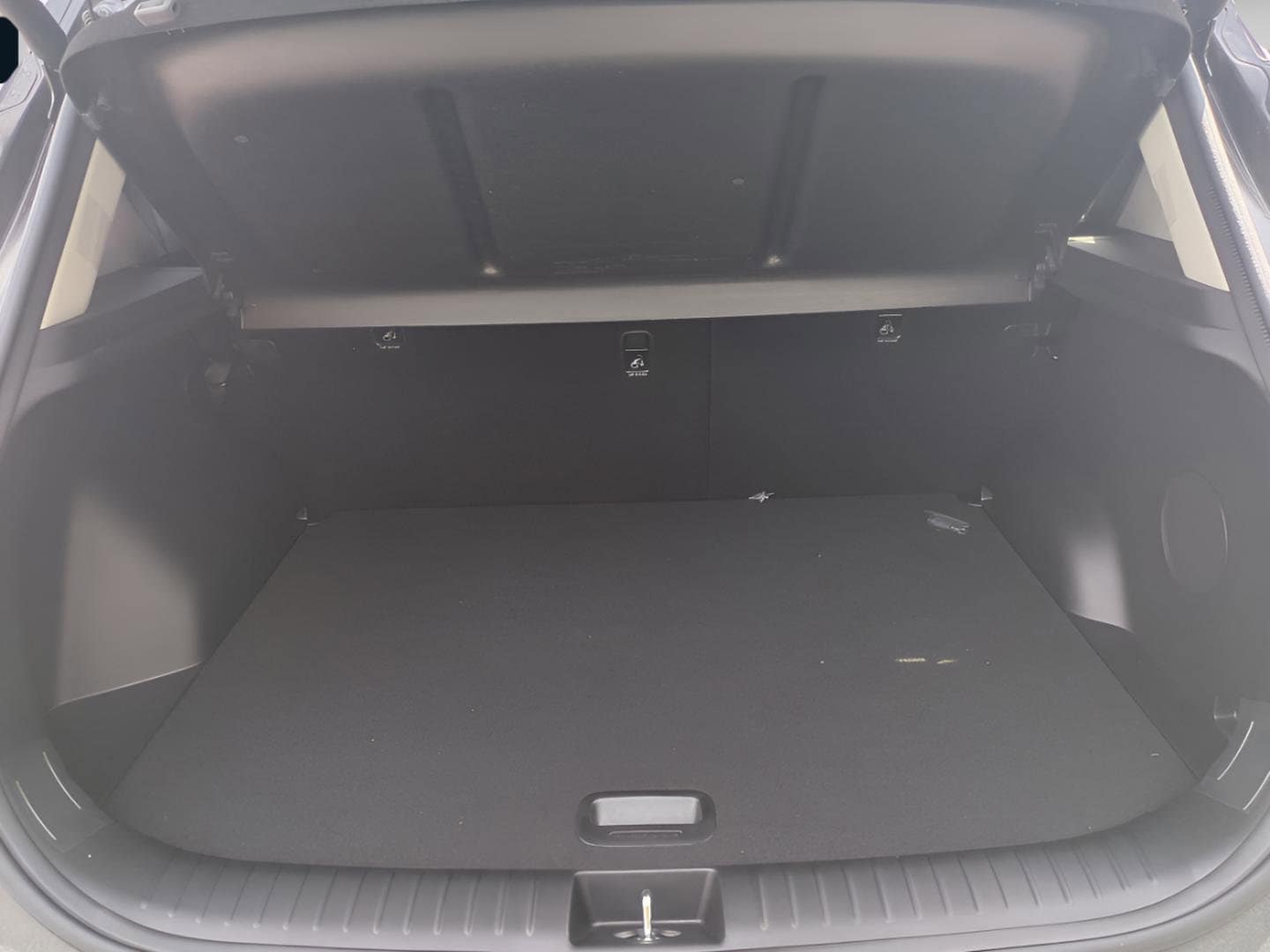 2025 Kia Seltos SX - Photo 17