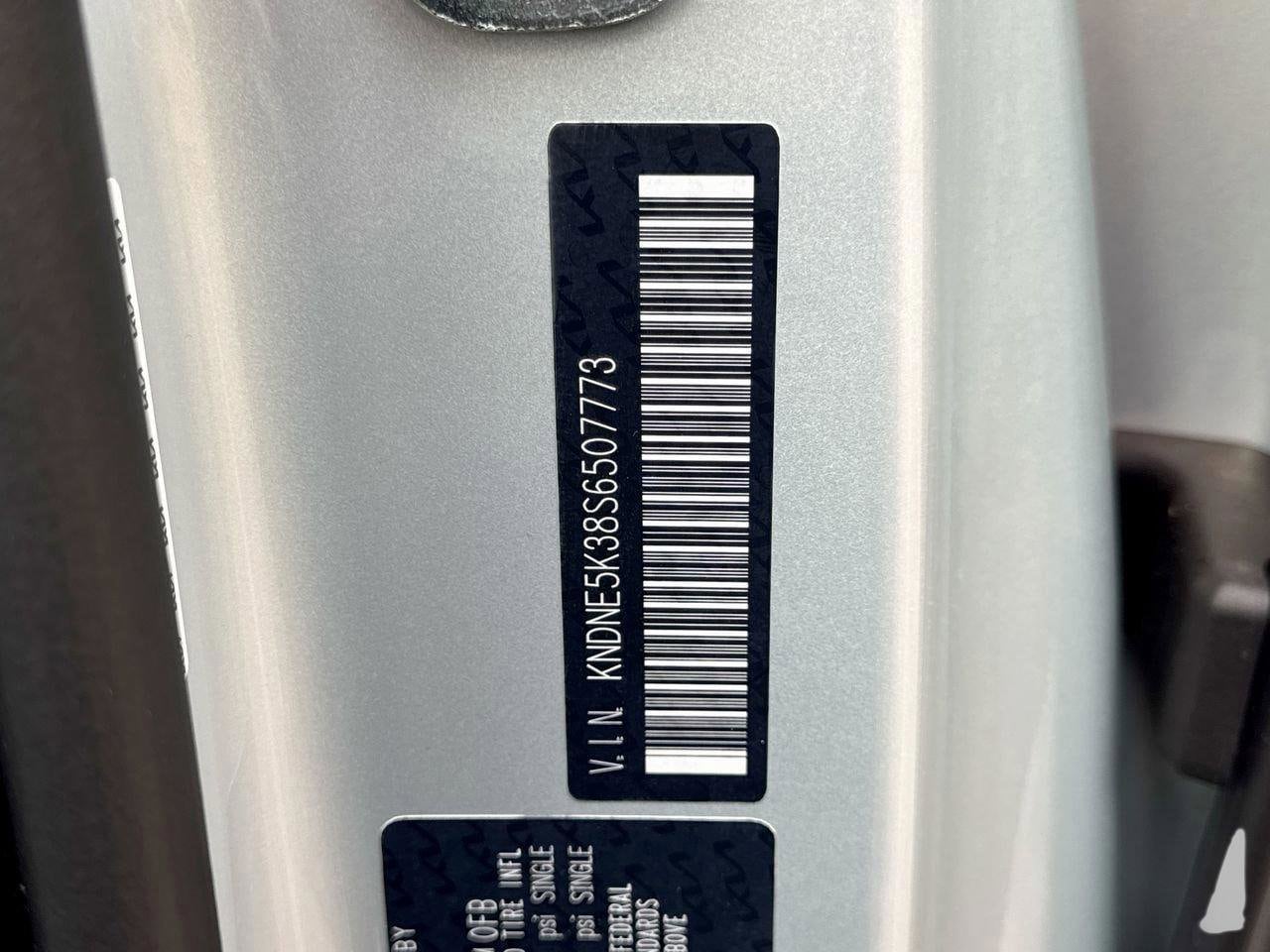 2025 Kia Carnival SX Prestige - Photo 43