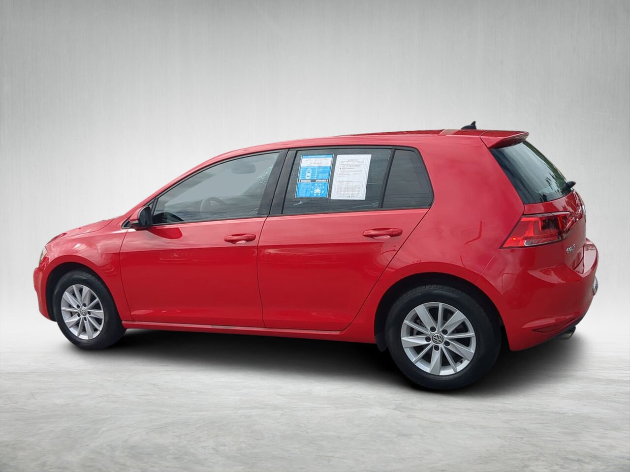 2017 Volkswagen Golf S photo 4