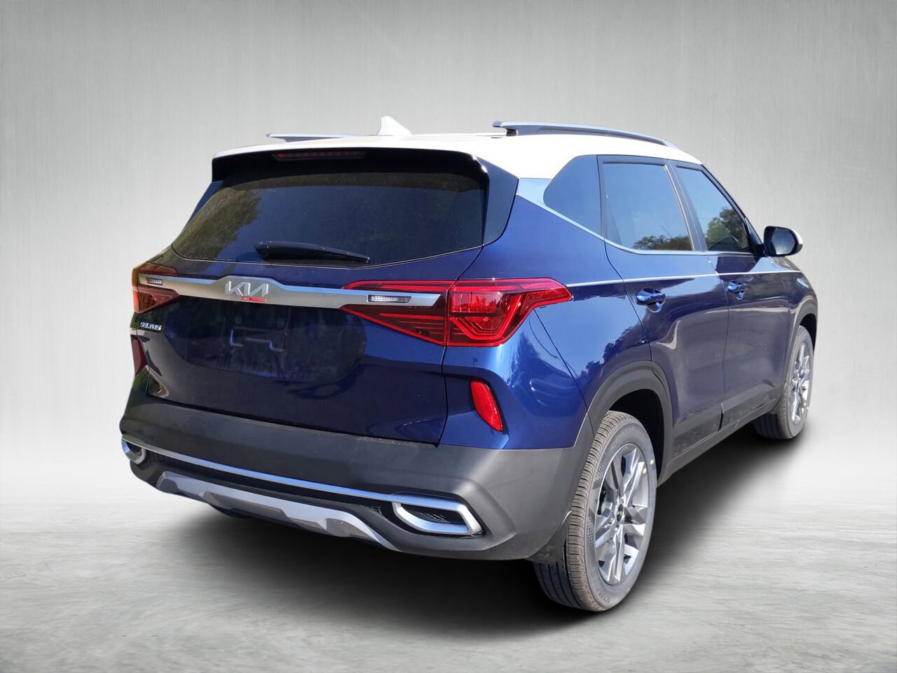 2022 Kia Seltos S photo 3