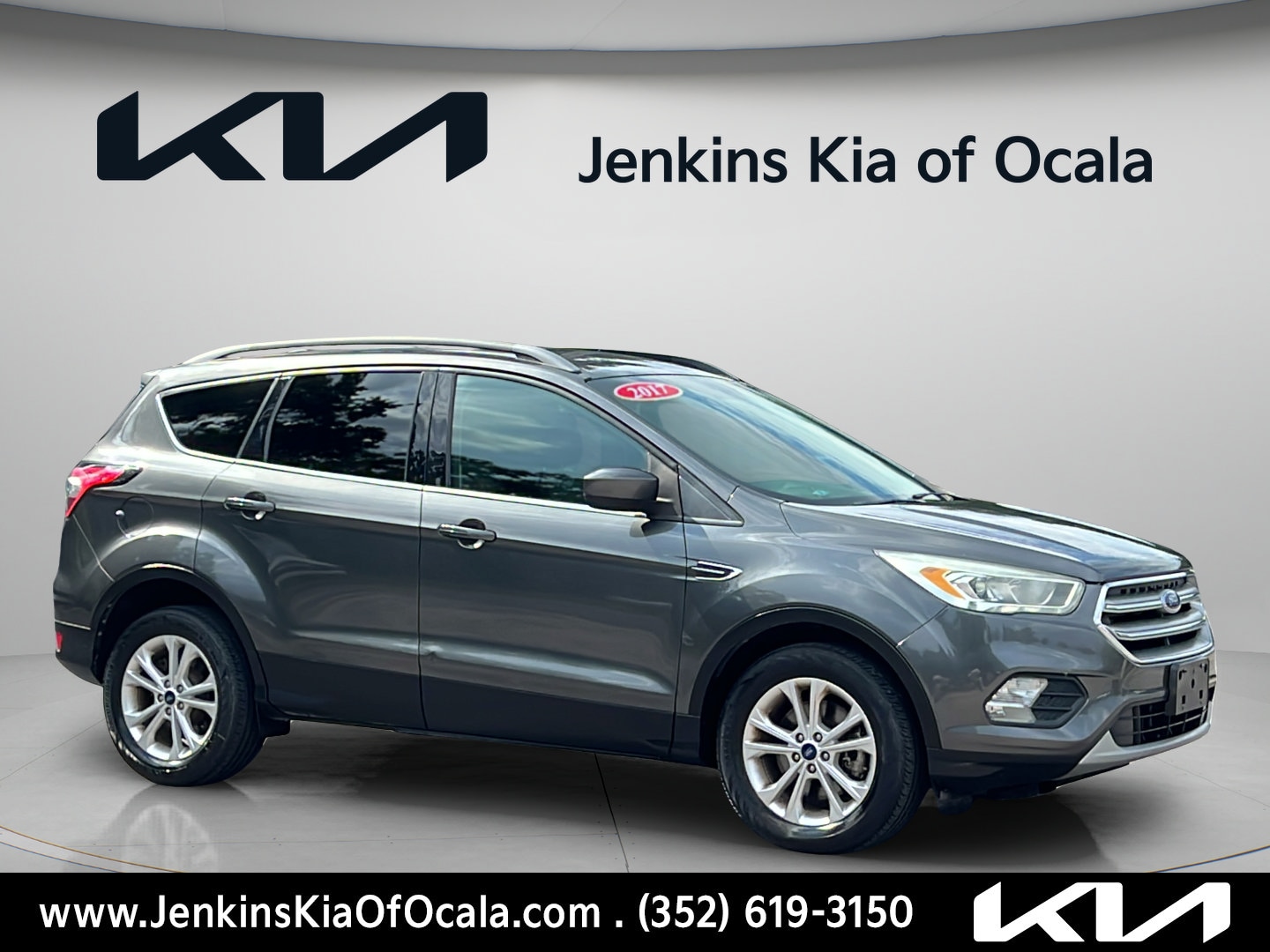 Used 2017 Ford Escape SE with VIN 1FMCU9G98HUC50077 for sale in Ocala, FL