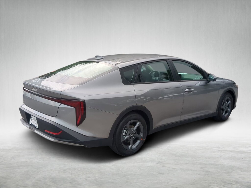 New 2025 Kia K4 LXS Sedan