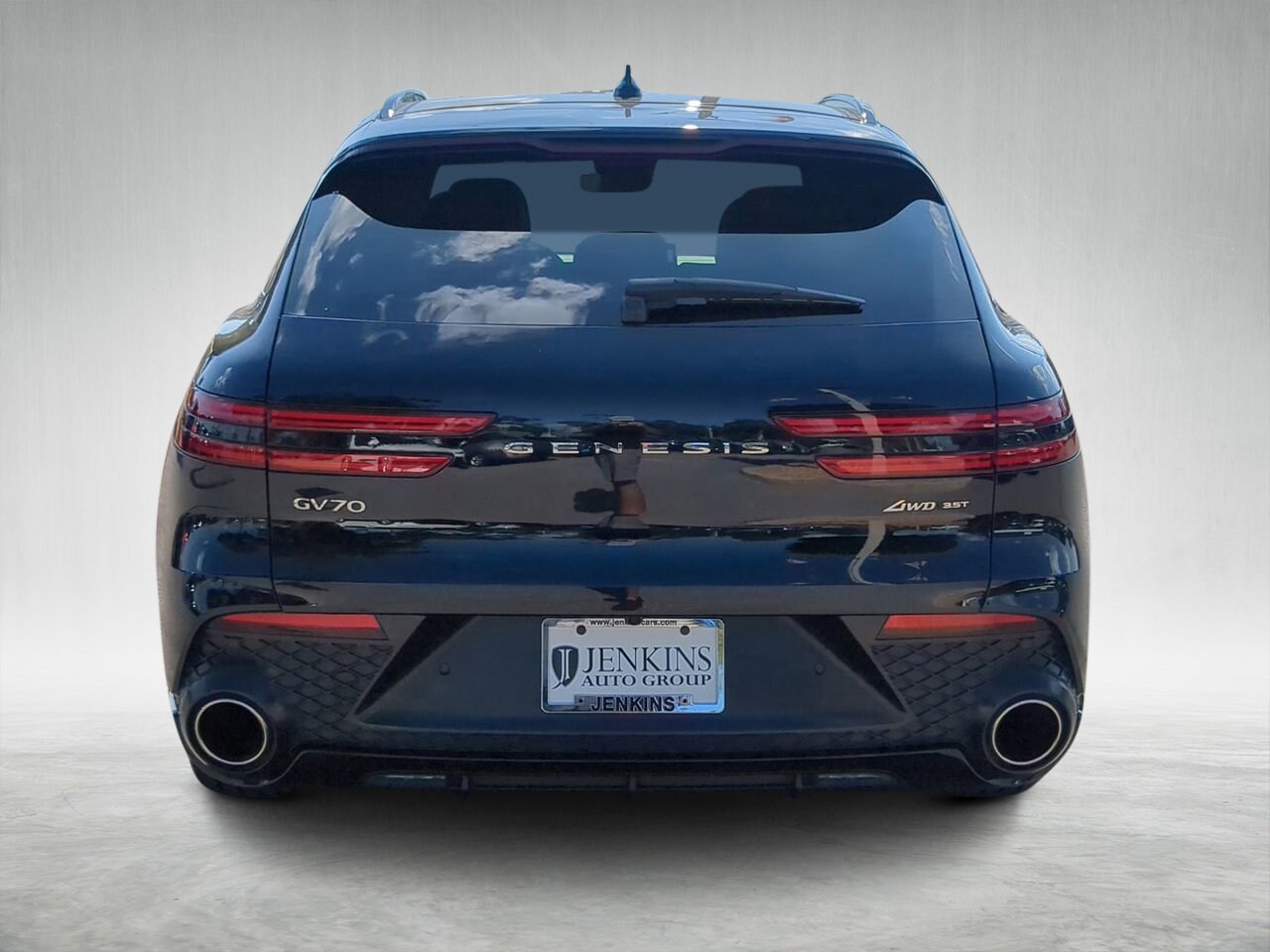 2023 Genesis GV70 3.5T Sport photo 2