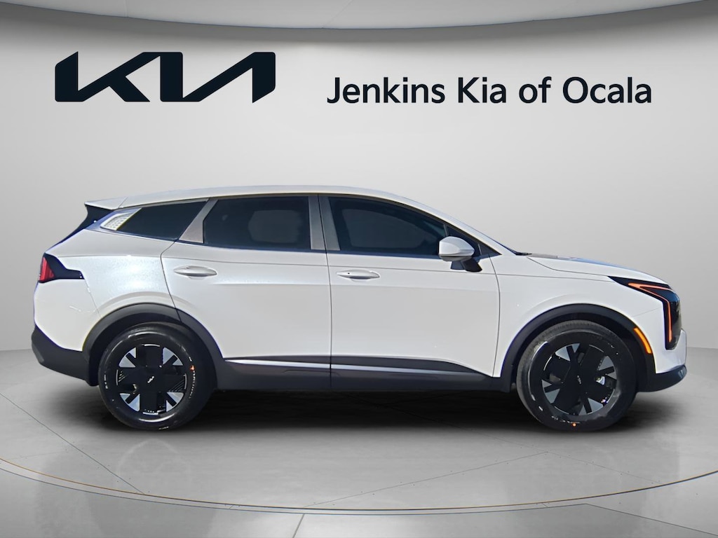 New 2026 Kia Sportage Hybrid LX SUV