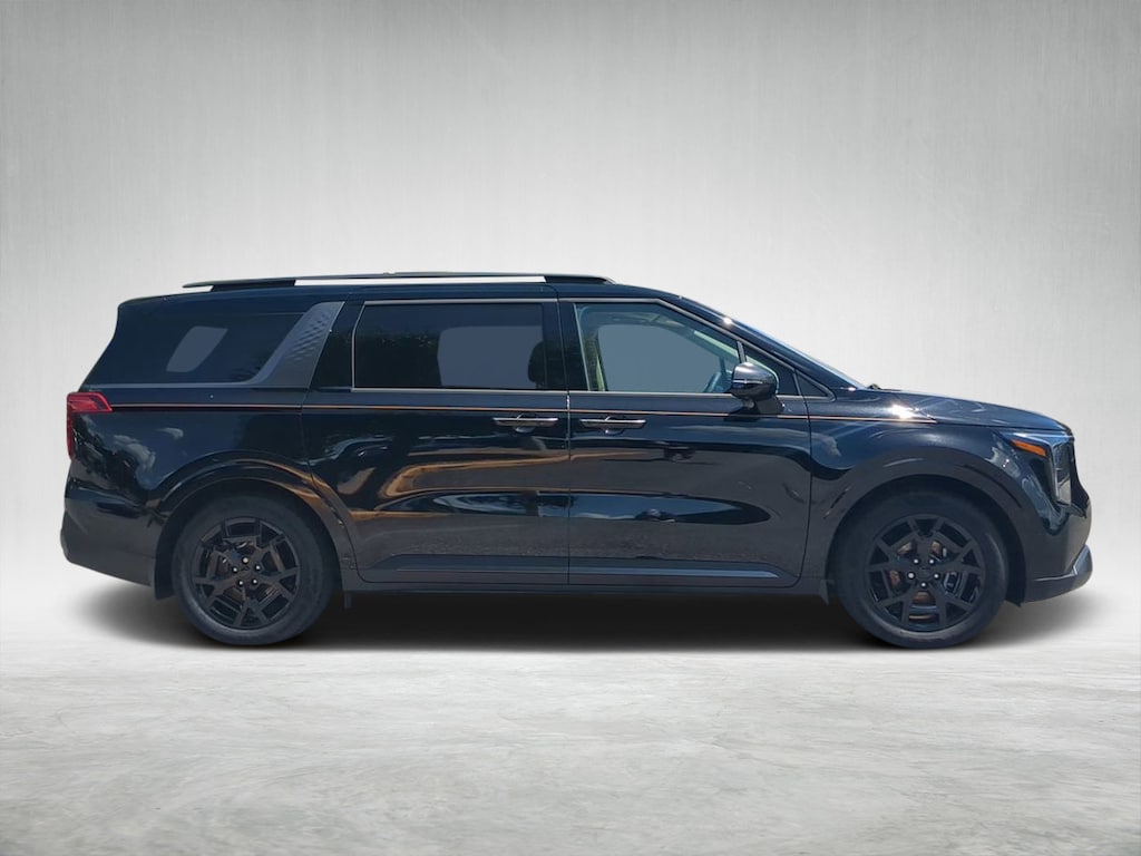 New 2026 Kia Carnival SX Van Passenger Van