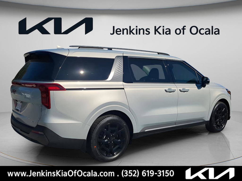New 2026 Kia Carnival Hybrid SX Van Passenger Van