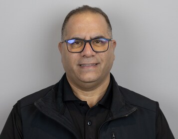 Staff member Hani Azer from ID_c71c119da747