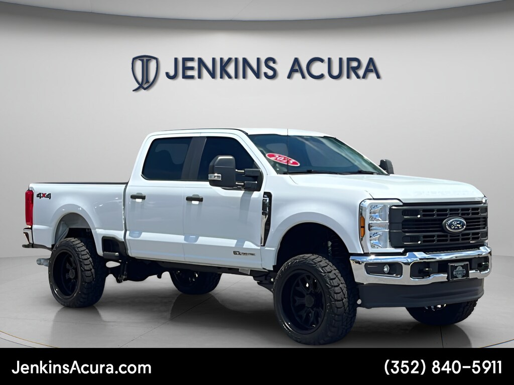 Used 2025 Ford F-350 XL Truck Crew Cab
