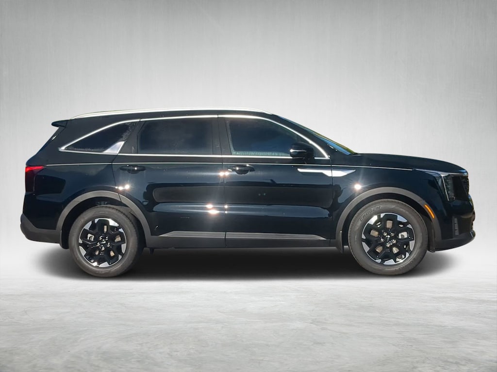 New 2026 Kia Sorento S SUV