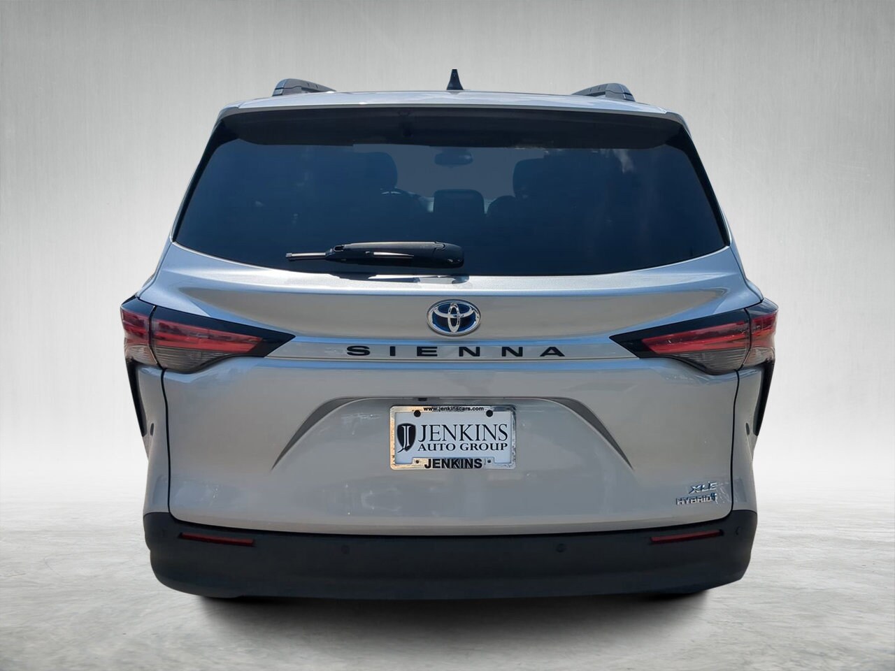 2021 Toyota Sienna XLE Hybrid photo 4