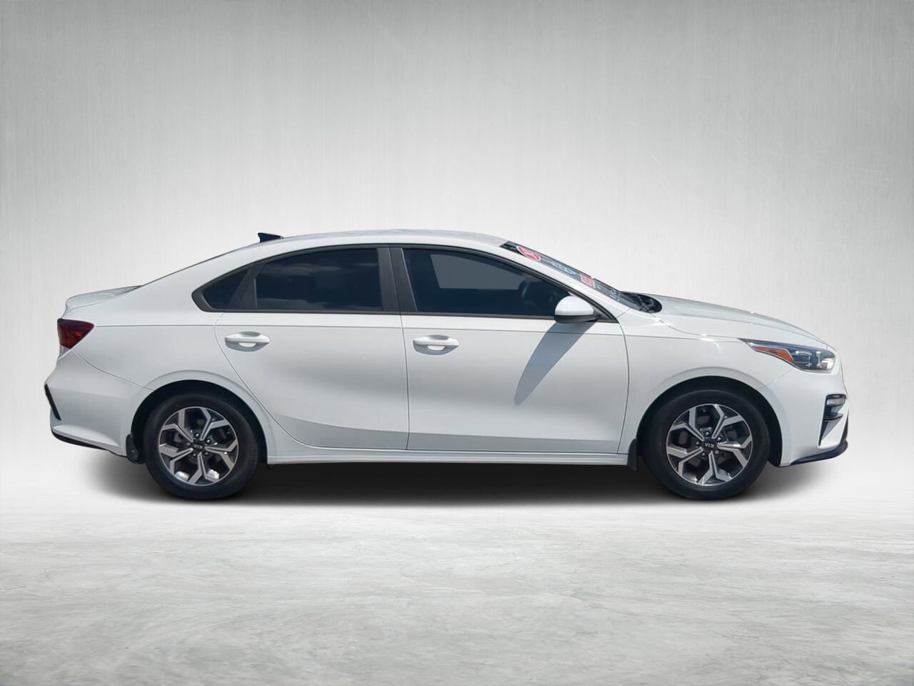 2021 Kia Forte LXS photo 2