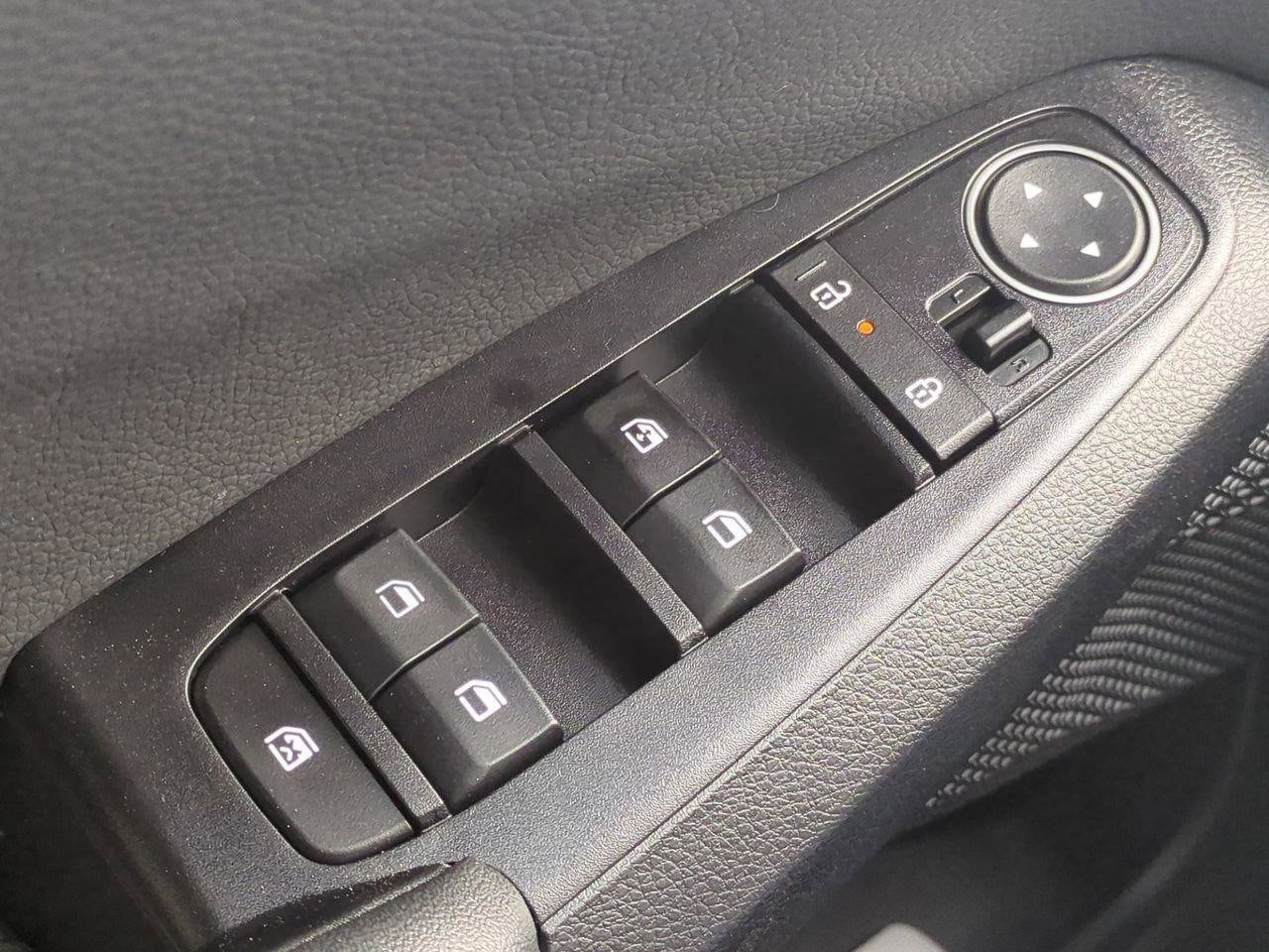 2025 Kia Seltos SX - Photo 33