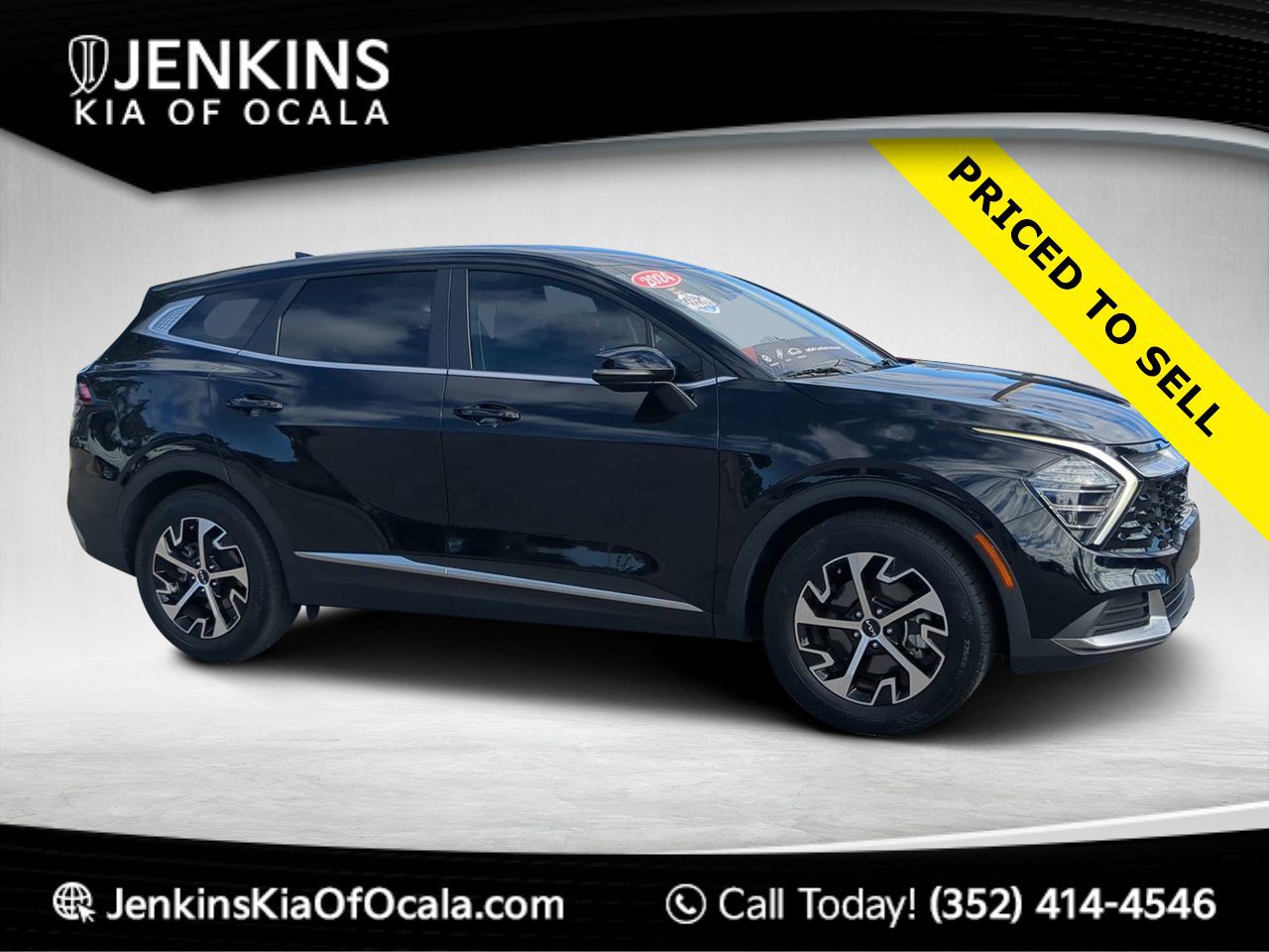 2024 Kia Sportage EX's photo