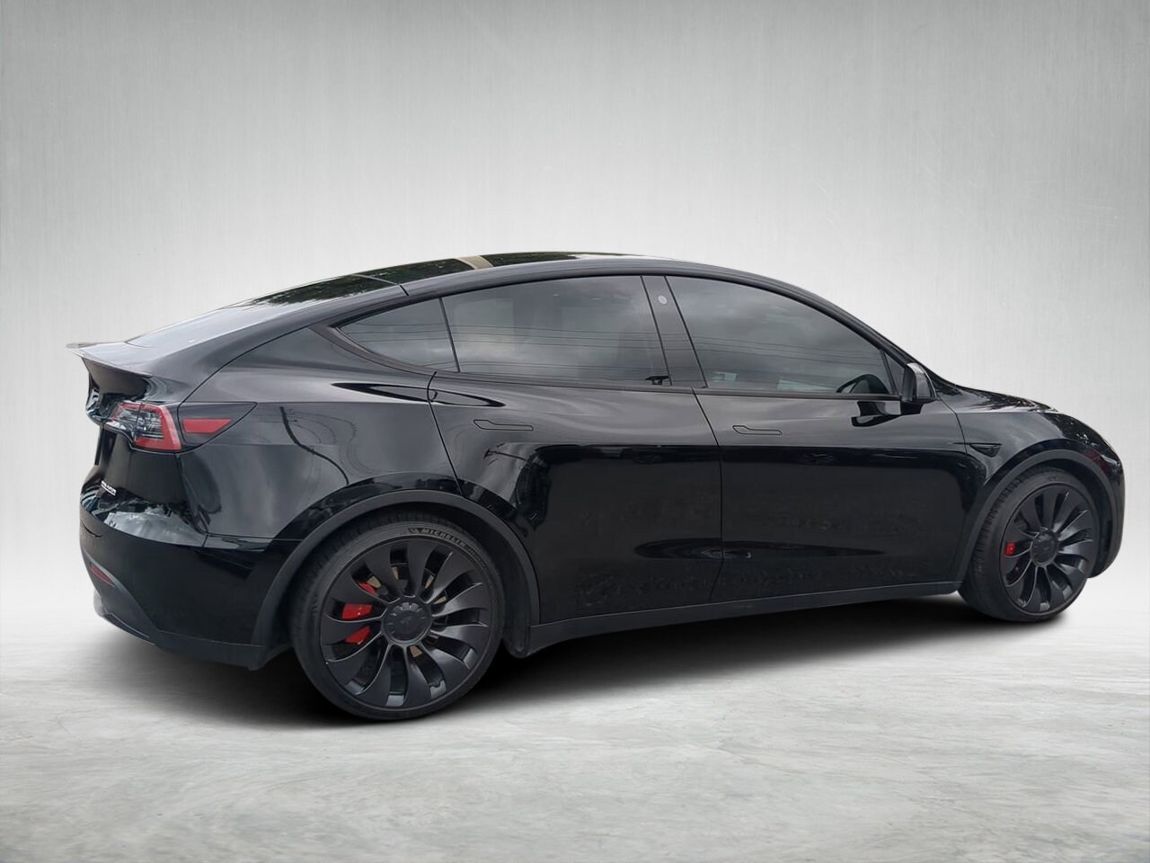 2023 Tesla Model Y Performance photo 3