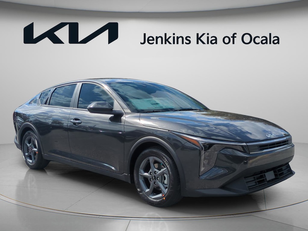 New 2026 Kia K4 LXS Sedan