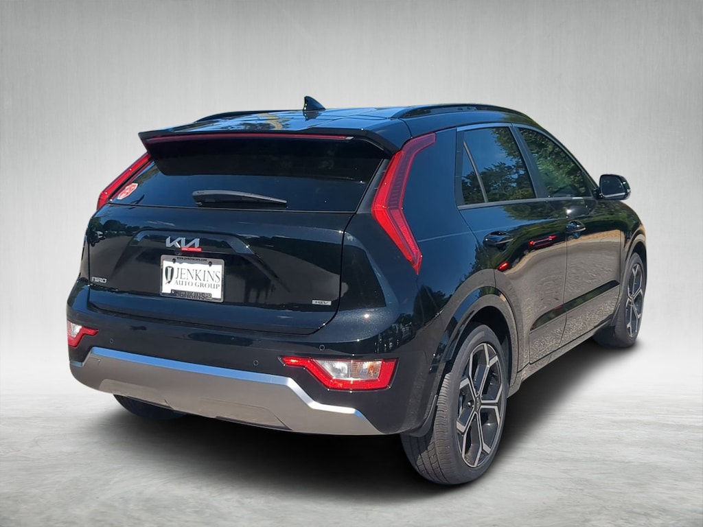 New 2025 Kia Niro EX Touring SUV