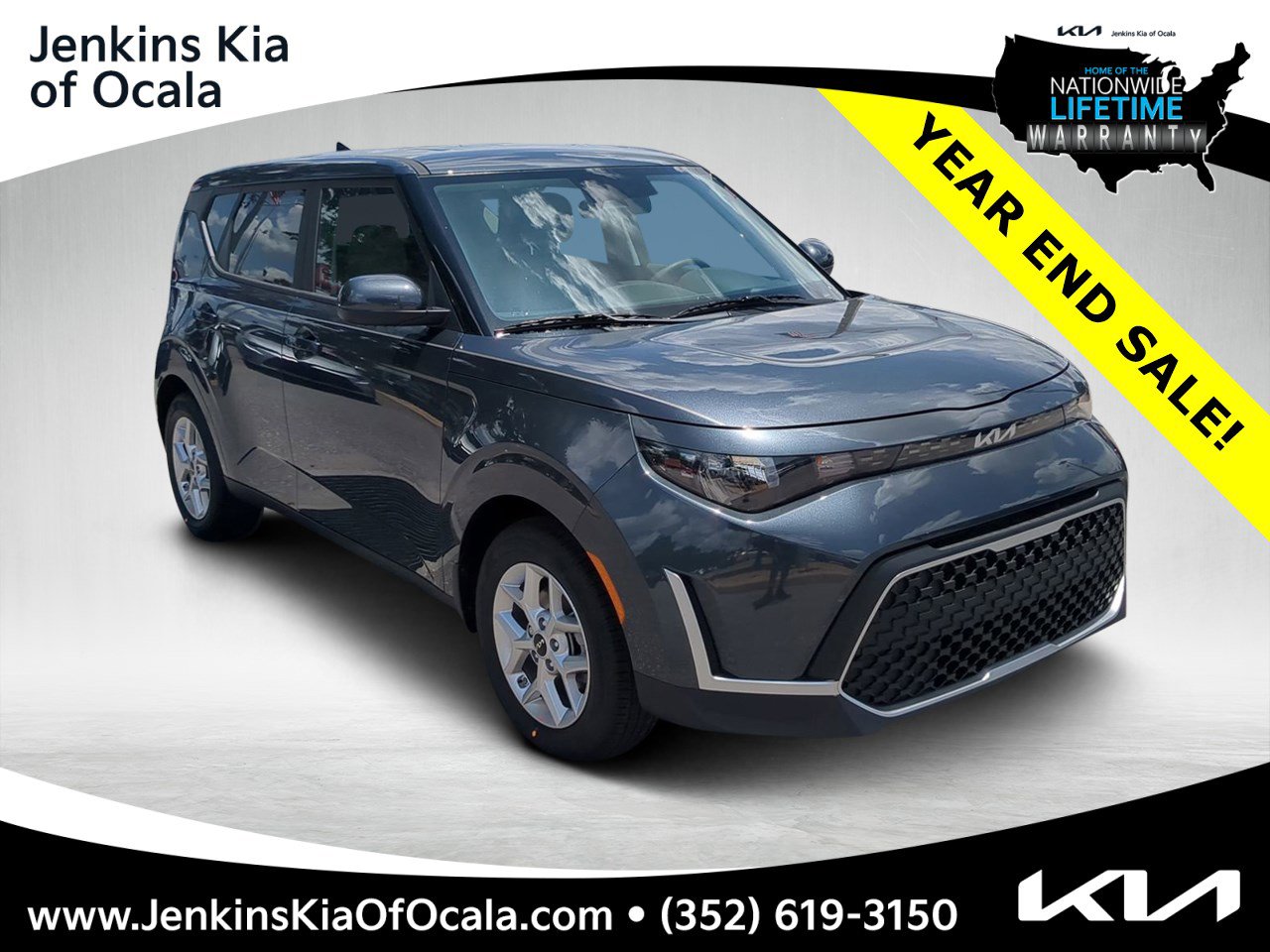 2025 Kia Soul LX's photo