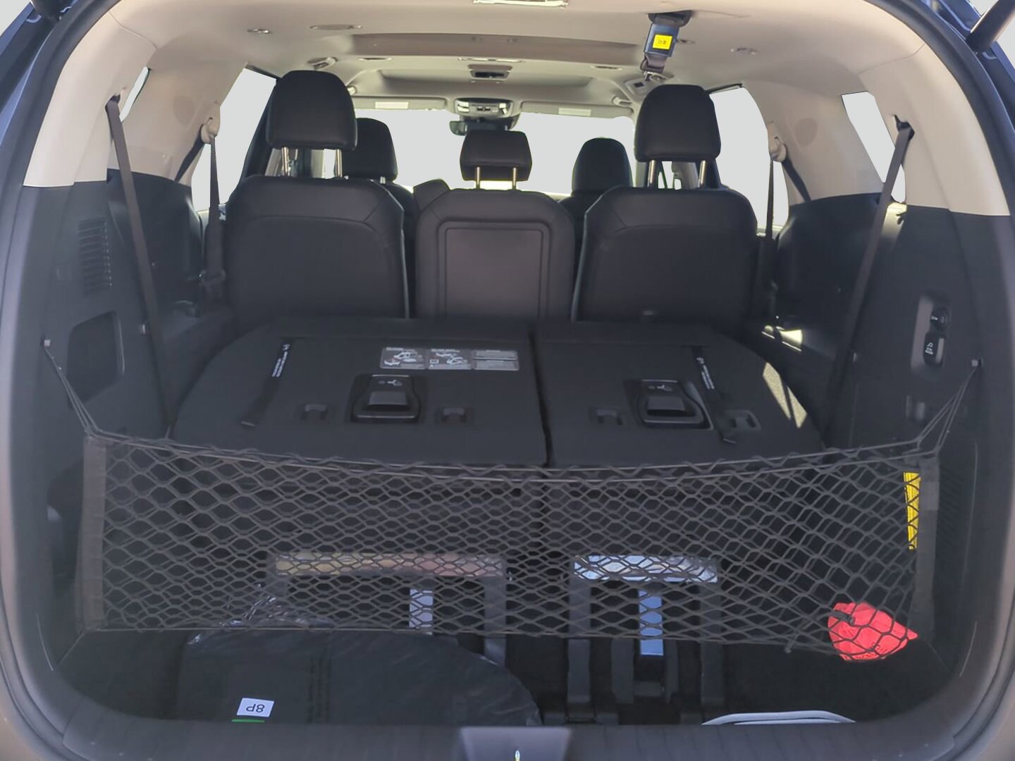 2026 Kia Carnival SX - Photo 17