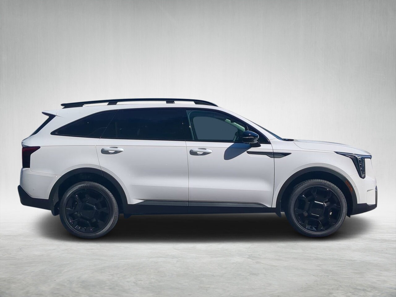 2025 Kia Sorento X-Line SX photo 2