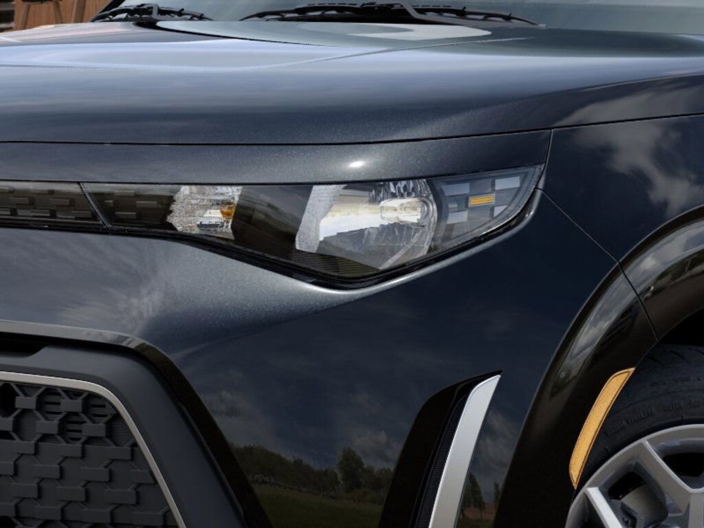 New 2025 Kia Soul LX Hatchback