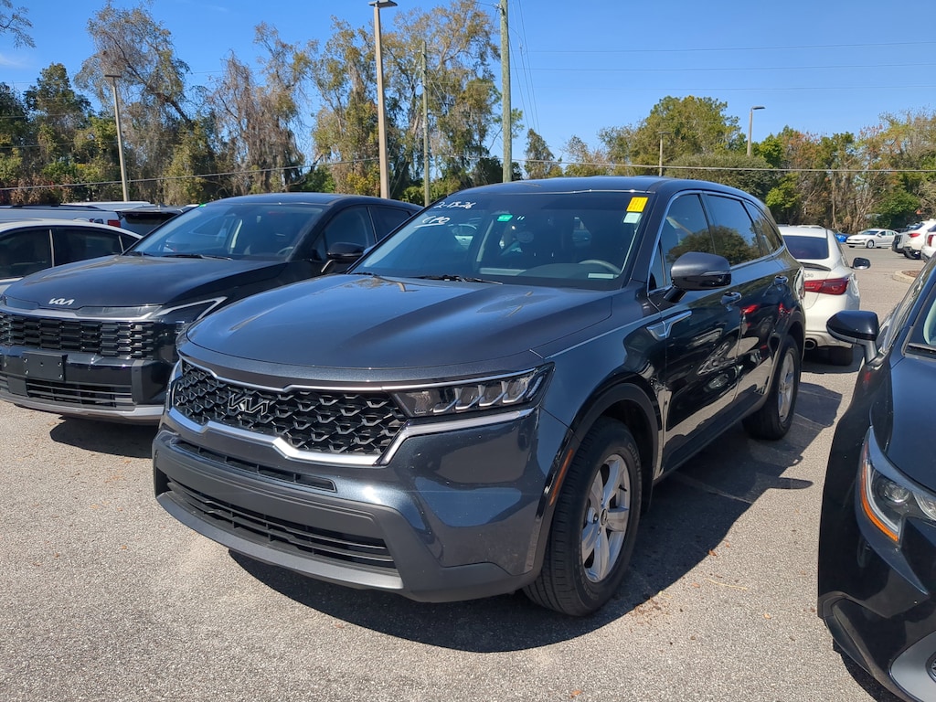 Certified 2023 Kia Sorento LX SUV