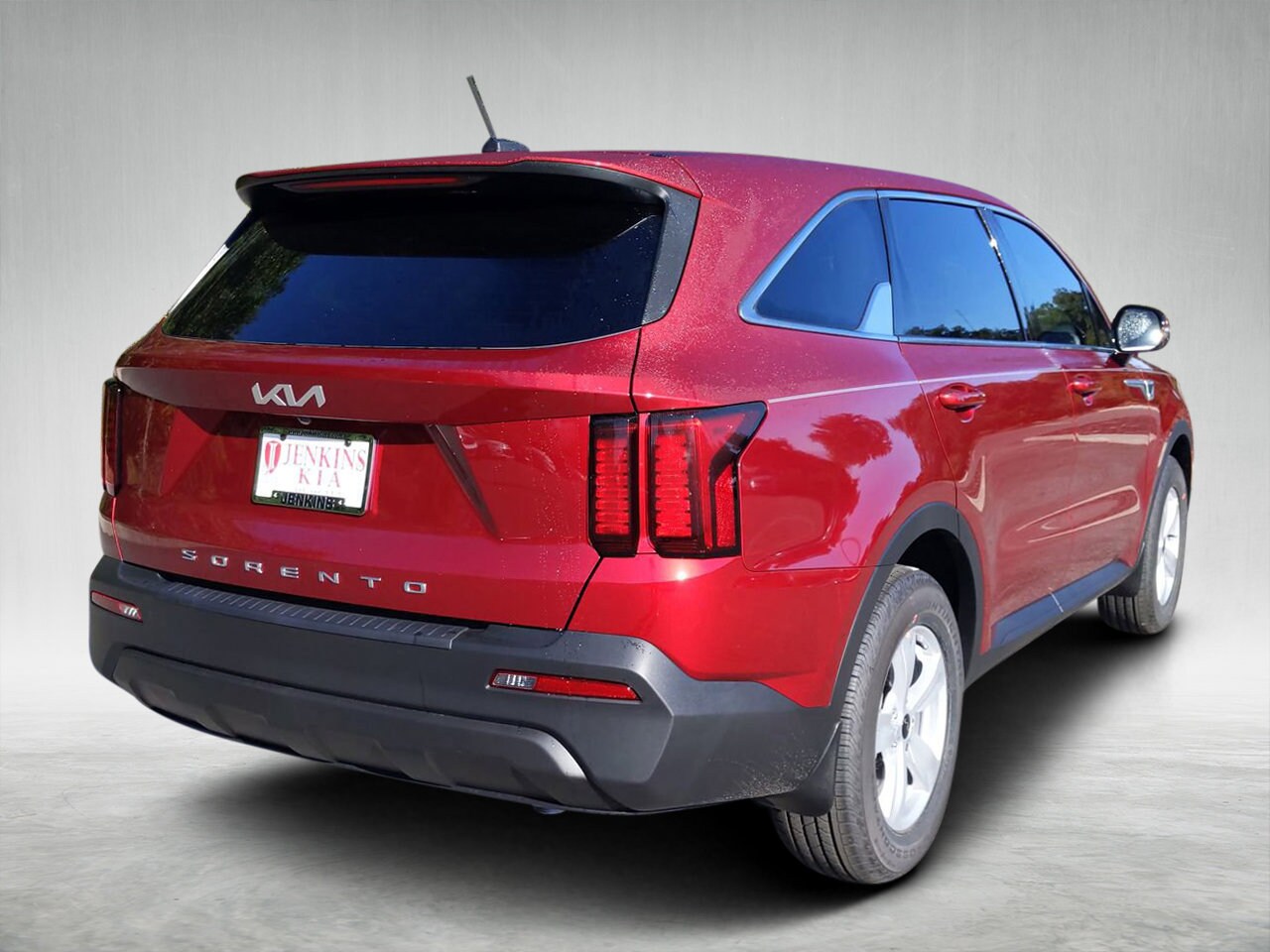 2022 Kia Sorento LX photo 2