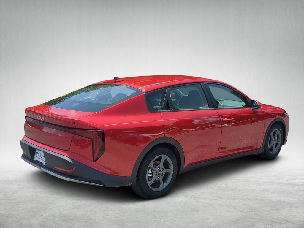 New 2025 Kia K4 LXS Sedan