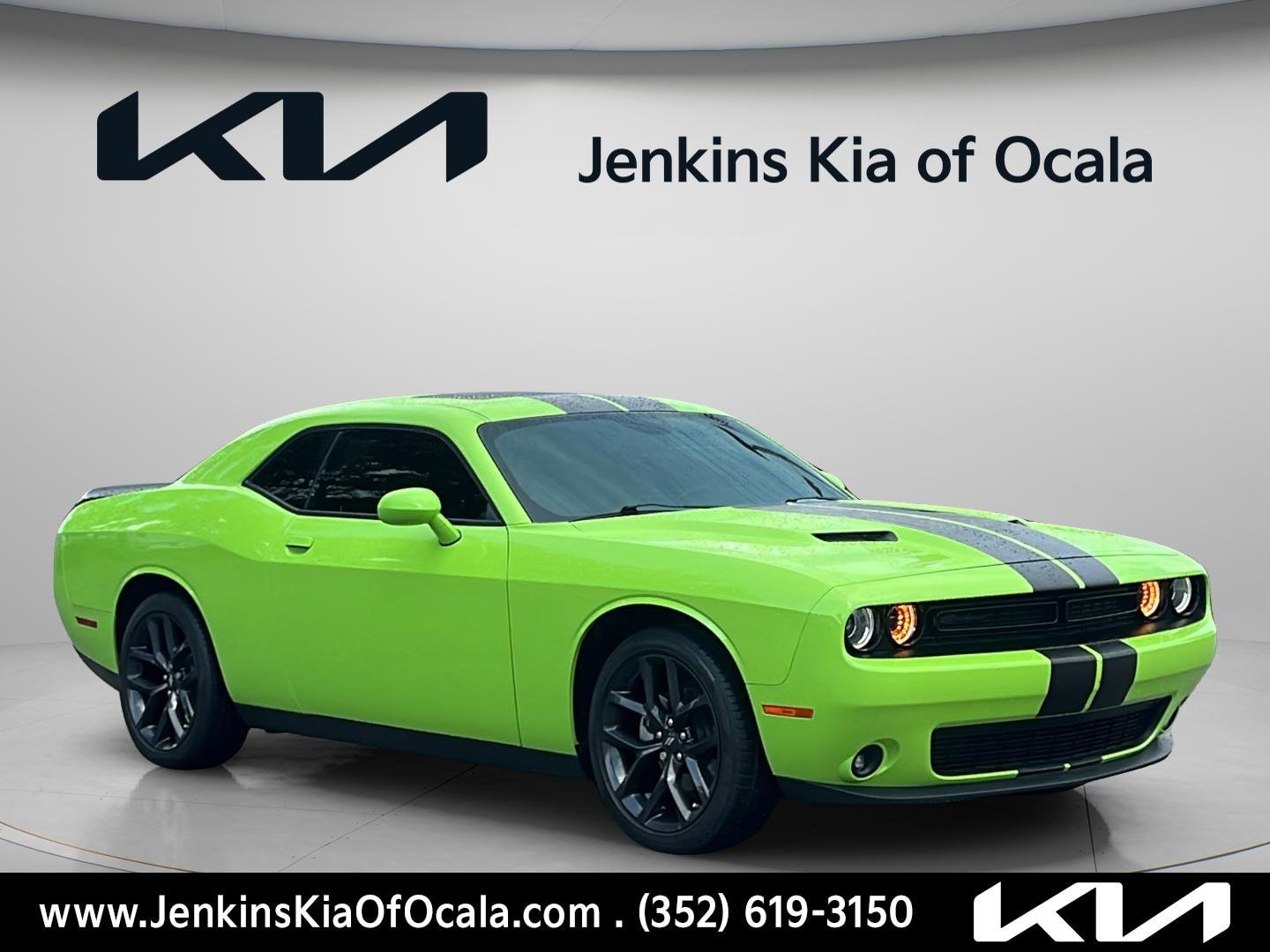2023 Dodge Challenger SXT Auto's photo