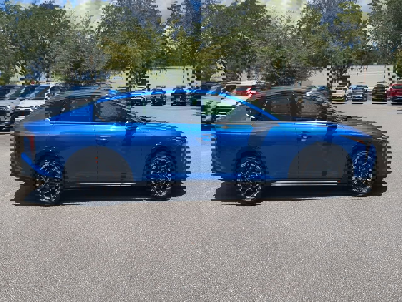 2025 Kia K4 GT-Line photo 3