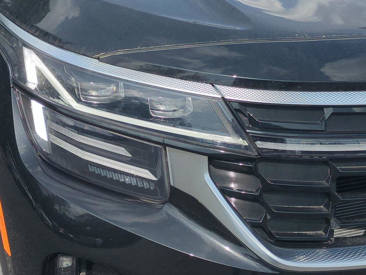 2025 Kia Seltos SX - Photo 14