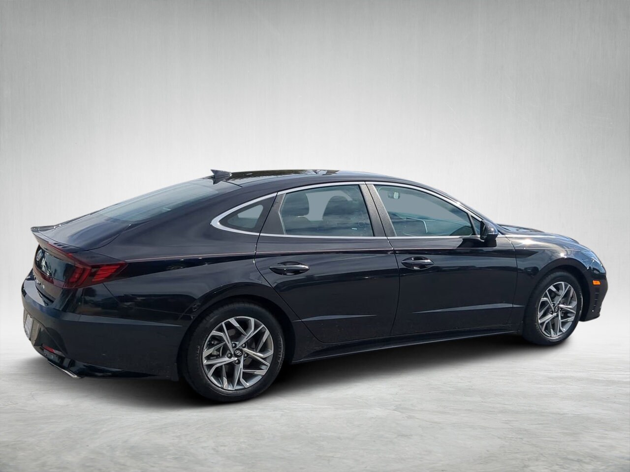 2023 Hyundai Sonata SEL photo 3