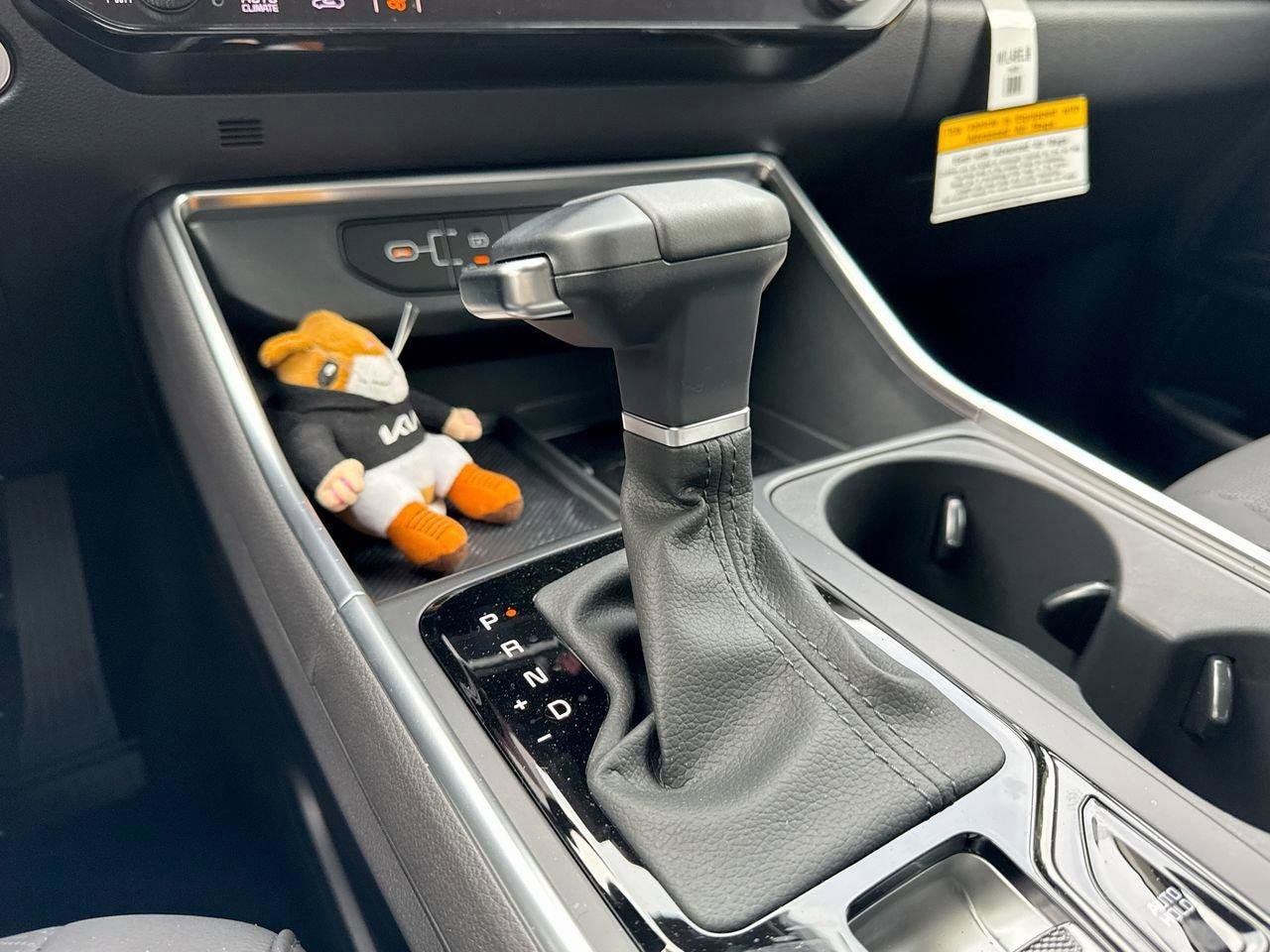 2025 Kia Carnival SX Prestige - Photo 34