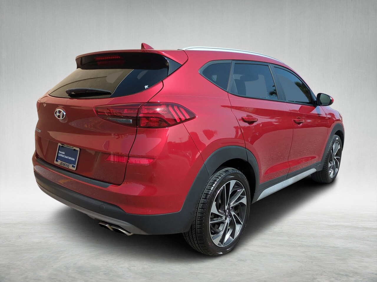 2021 Hyundai Tucson Sport photo 2
