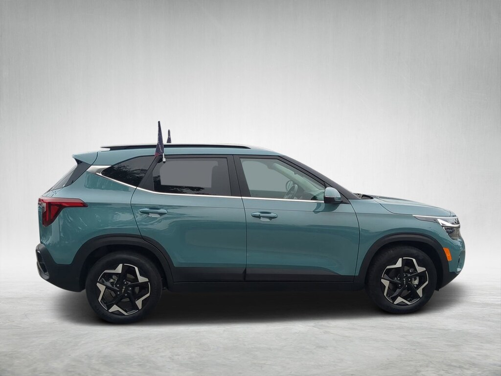 Certified 2025 Kia Seltos EX SUV