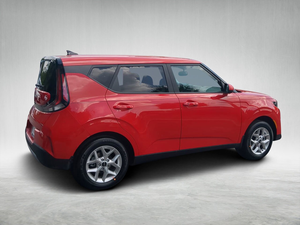 2025 Kia Soul S photo 3