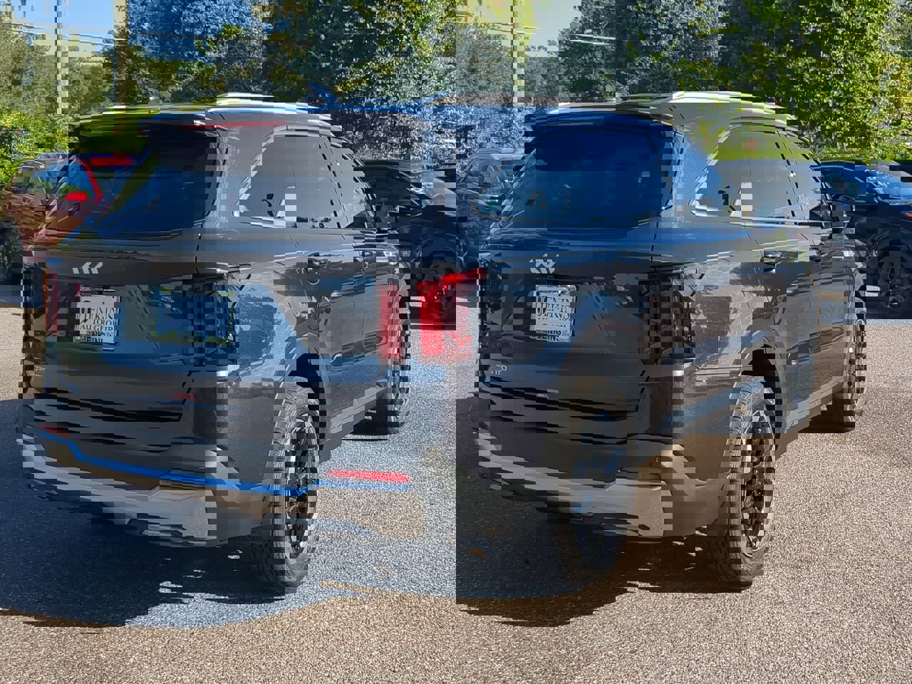 2026 Kia Sorento S photo 4