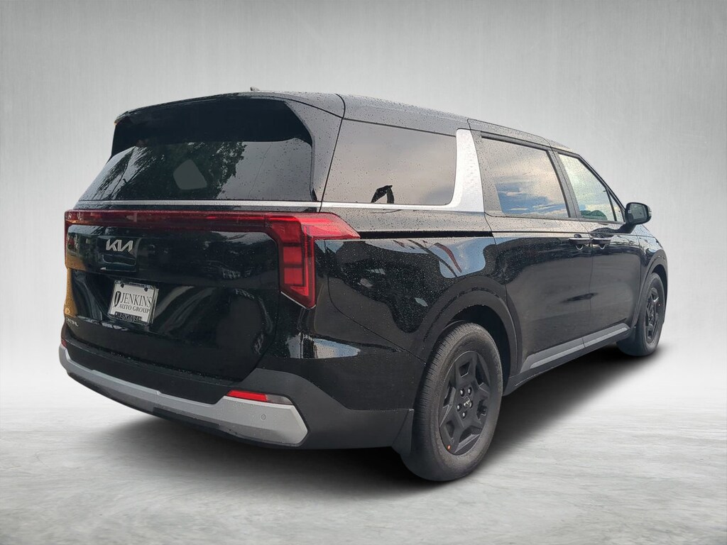 New 2026 Kia Carnival LXS Van Passenger Van