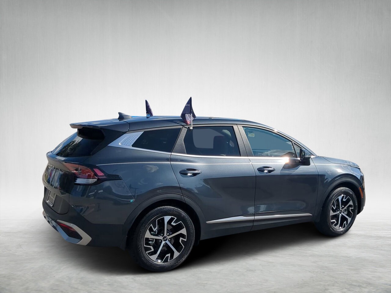 2023 Kia Sportage EX photo 3