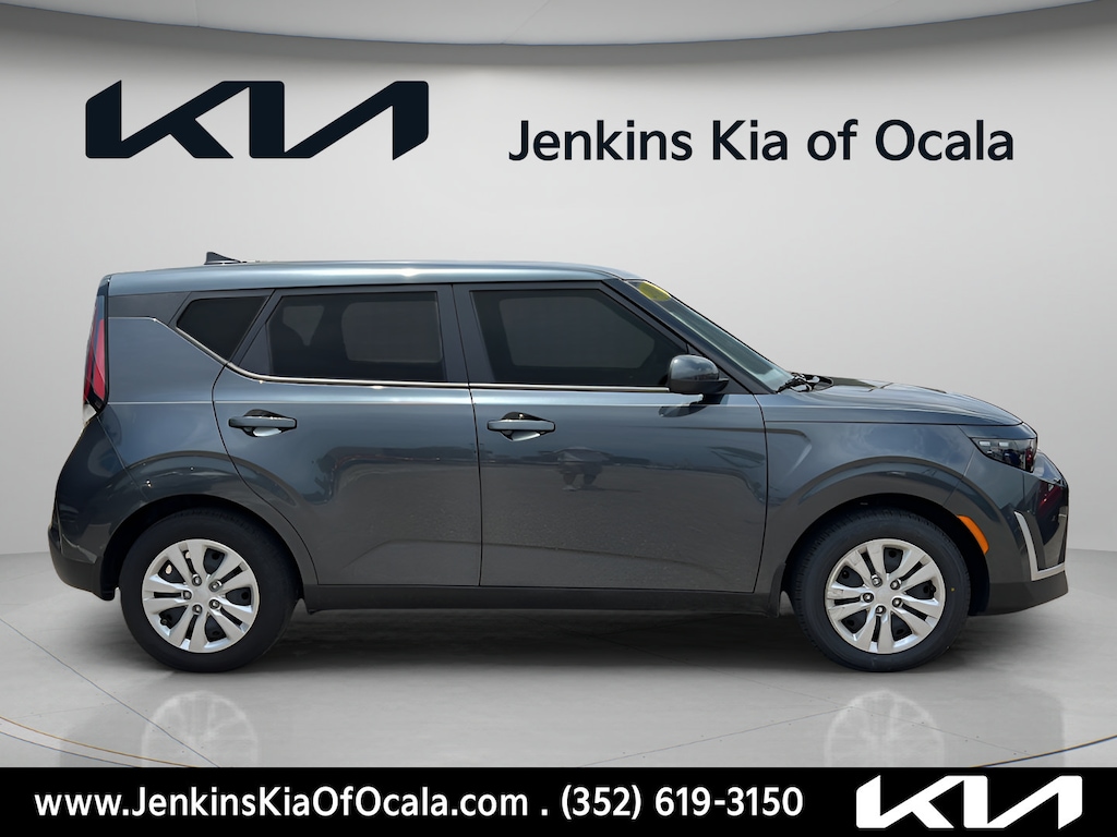 Used 2025 Kia Soul LX Hatchback