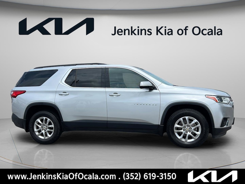 Used 2019 Chevrolet Traverse LT Cloth SUV