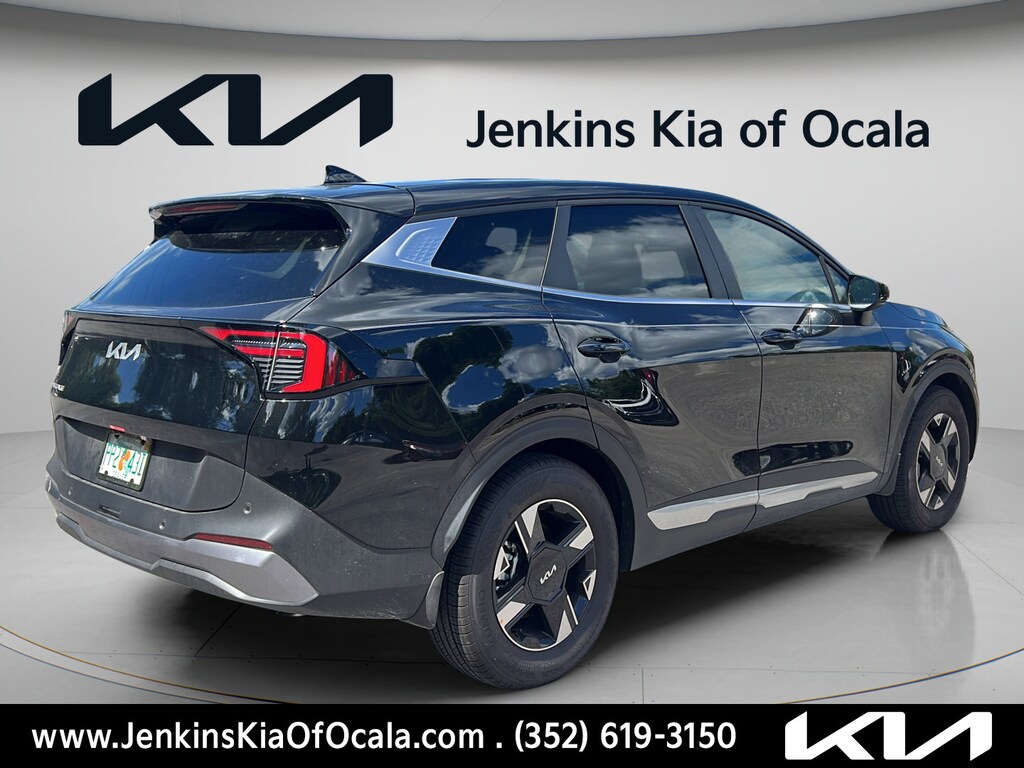 New 2026 Kia Sportage LX SUV
