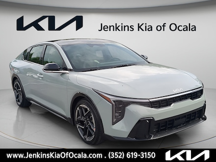 2025 Kia K4 GT-Line Sedan